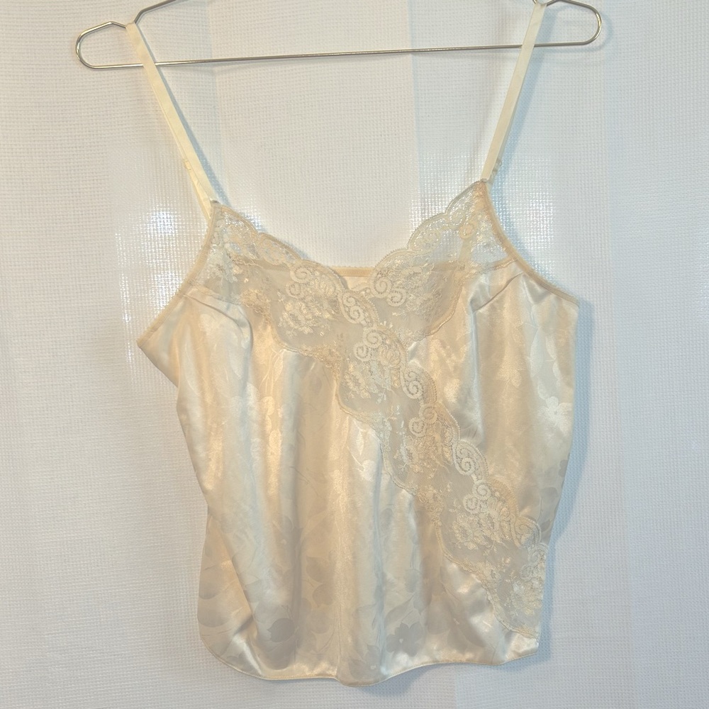 ✨vintage 70s slip top✨